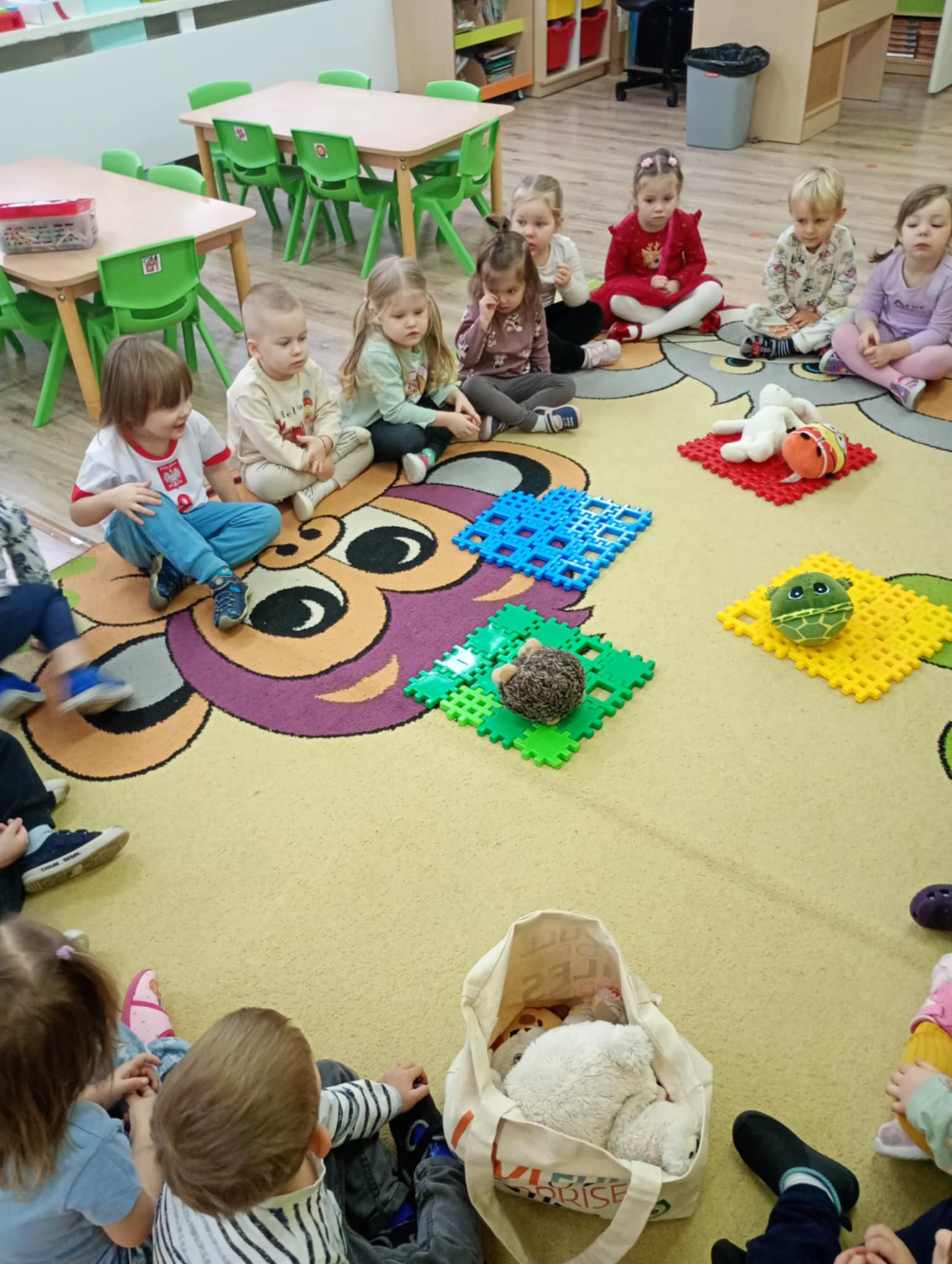 dzieci na dzień misia